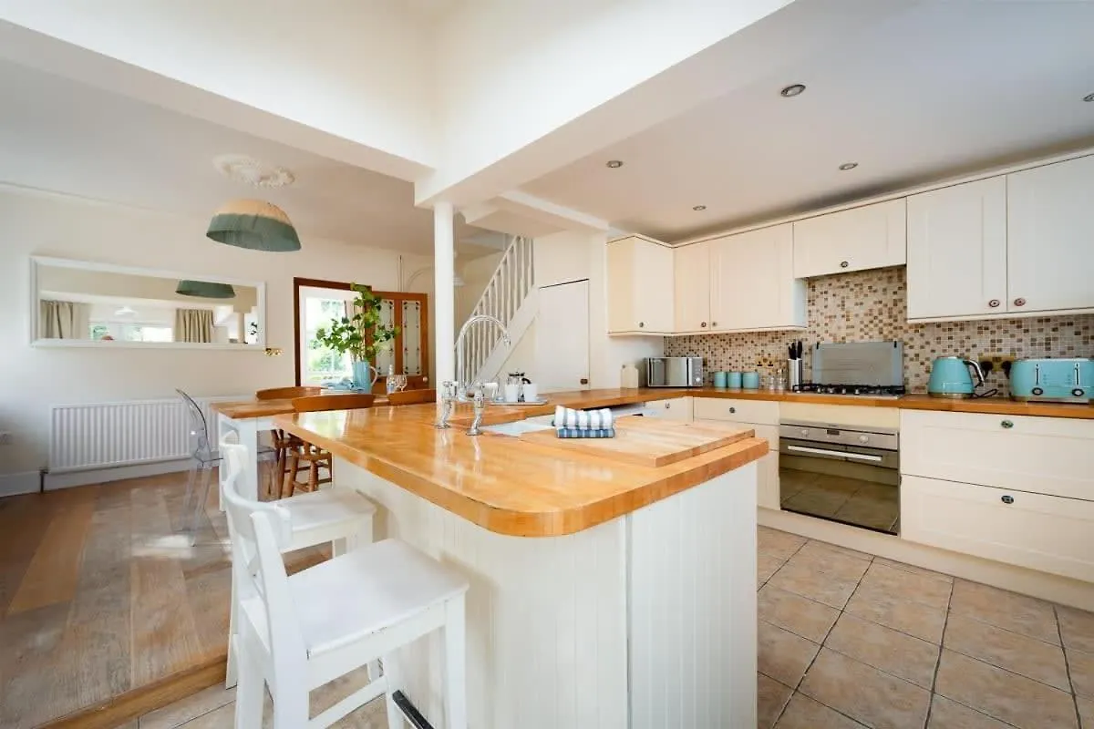 Villa Peaceful Oasis 3 Beds House With Garden And Parking Cambridge